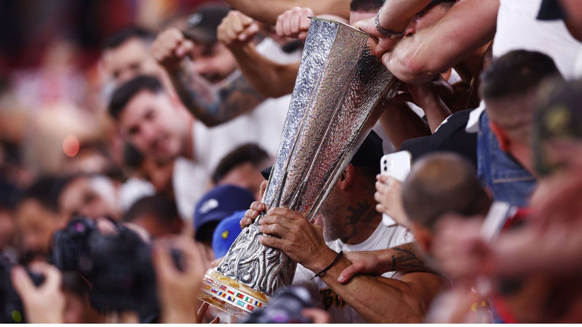 波斯特科格魯:不喜歡VAR 技術無法杜絕誤判.