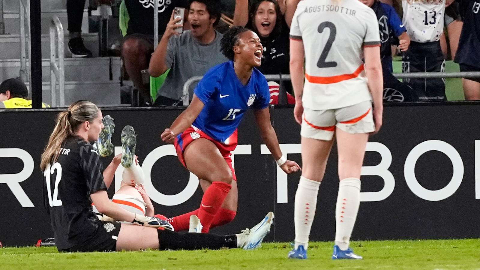 芒特從藍軍 芒特從藍軍